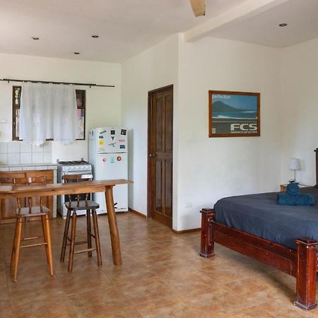 Chicama : Burnt Toast Surfcamp Apartment Nosara Exterior foto